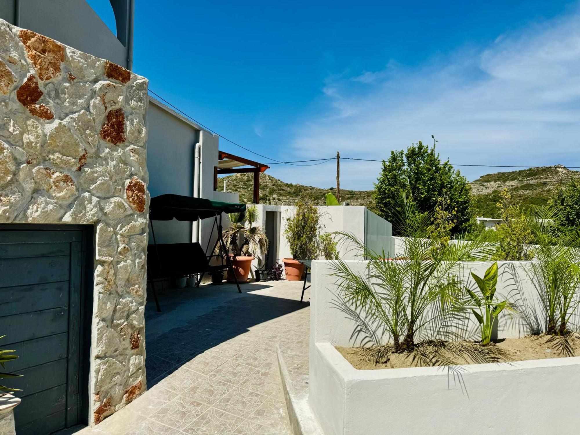 Peter's Place Faliraki Exterior foto