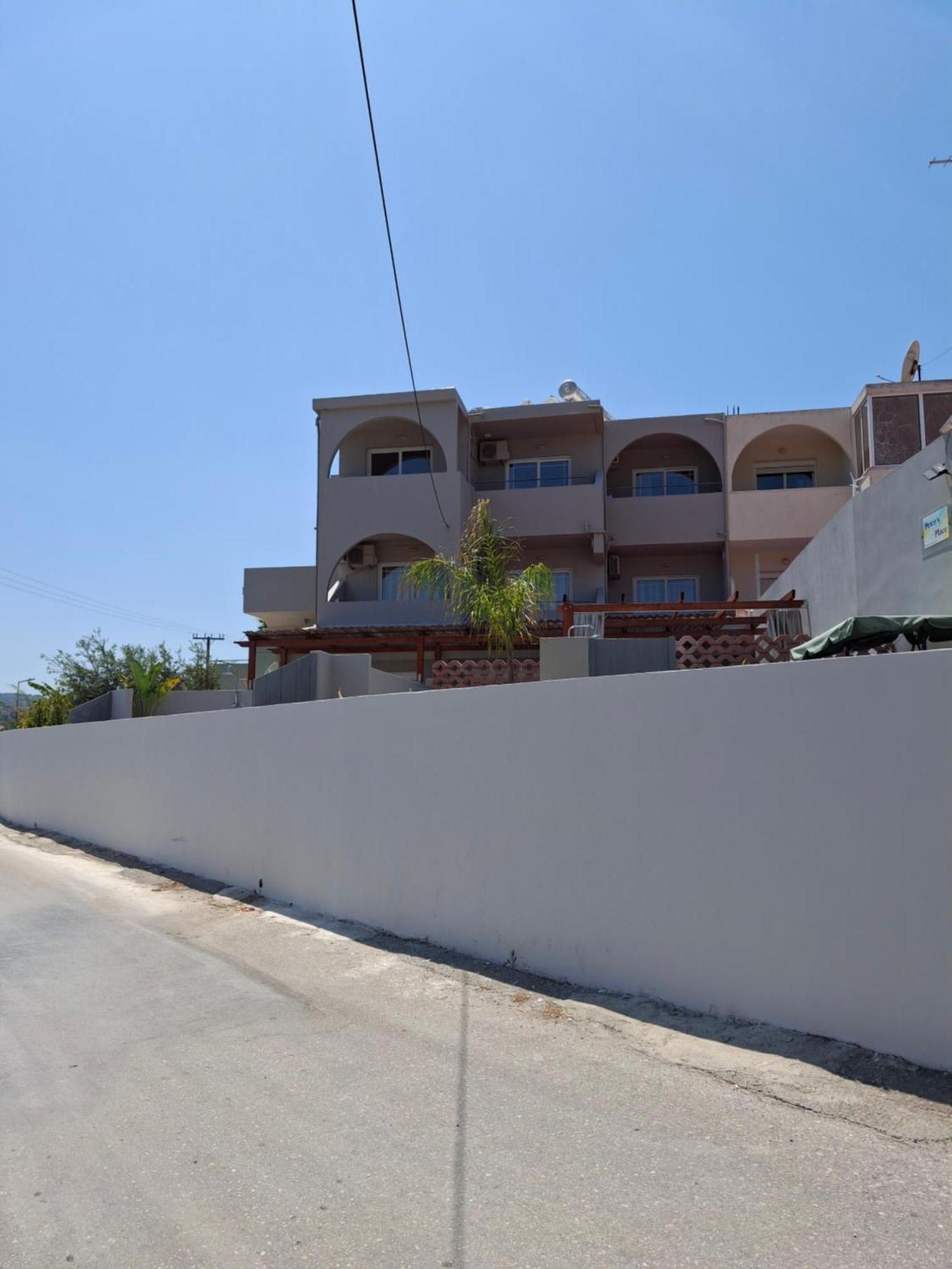 Peter's Place Faliraki Exterior foto